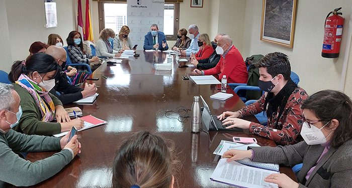 El Comité de Atención a Ucrania de Guadalajara amplía sus participantes para coordinar los trabajos ante la rápida llegada de refugiados a la provincia