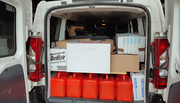 Trillo envía una furgoneta repleta de ayuda humanitaria a Ucrania que viajará junto a un convoy que traerá a España a 42 refugiados