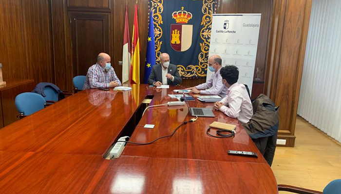 El Gobierno regional acerca las medidas de la Ley de Despoblación y la Estrategia para fijar población en el medio rural de Castilla-La Mancha