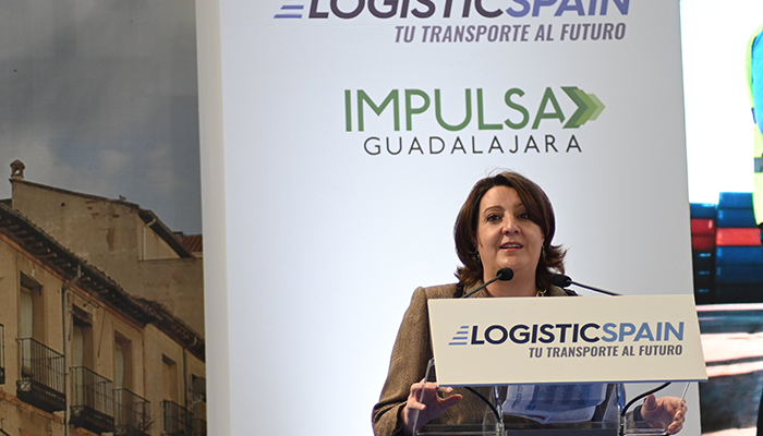El Gobierno regional destaca que la actividad logística moviliza el 40 por ciento de la facturación, inversión y salarios del sector servicios