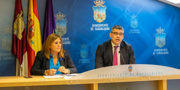 Comienza ‘Garantía +52’, un plan de empleo para 36 personas del Ayuntamiento de Guadalajara y el Gobierno regional enfocado especialmente a dependientes y atención urgente