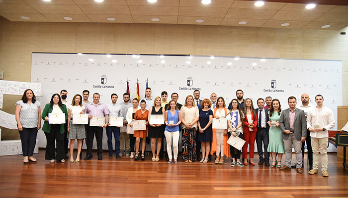 El Gobierno regional felicita a los 21 alumnos y alumnas reconocidos con los premios extraordinarios de Formación Profesional del curso 2020-2021