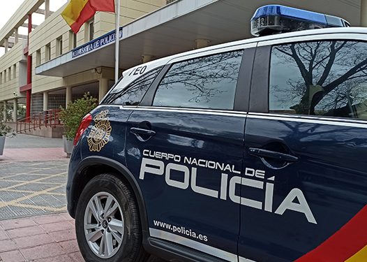 La Policía Nacional detiene en Guadalajara a un varón que amenazó con un arma blanca a dos repartidores de comida para robarles los pedidos