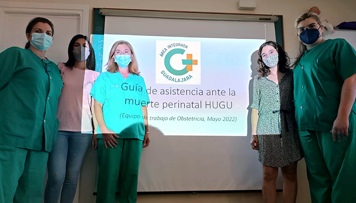 El Hospital de Guadalajara mejora la atención a las familias que sufren una muerte perinatal mediante la creación de una Guía dirigida a profesionales