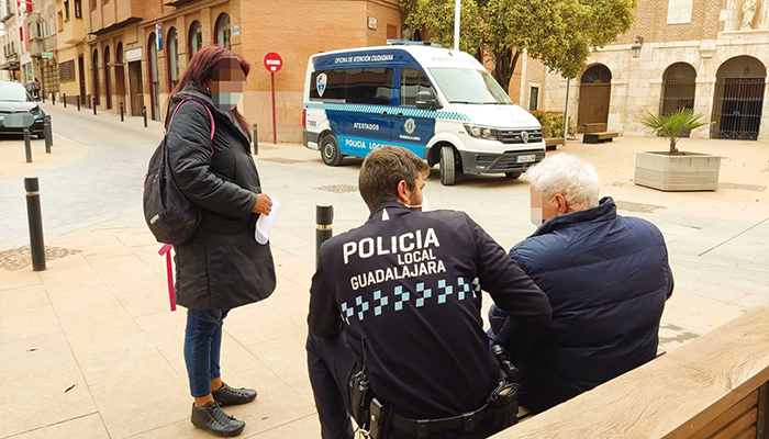 La Policía Local de Guadalajara encuentra a una persona mayor perdida