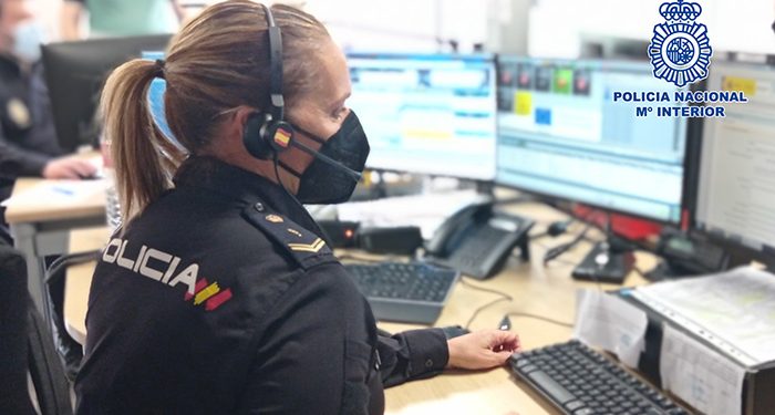 La Policía Nacional auxilia, a través del 091, a un bebé de Guadalajara que se estaba ahogando y no podía respirar La Policía Nacional auxilia, a través del 091, a un bebé de Guadalajara que se estaba ahogando y no podía respirar