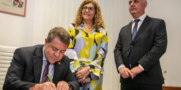 Page anuncia una inversión de “22 millones de euros” para completar el equipamiento tecnológico del Hospital Universitario de Guadalajara