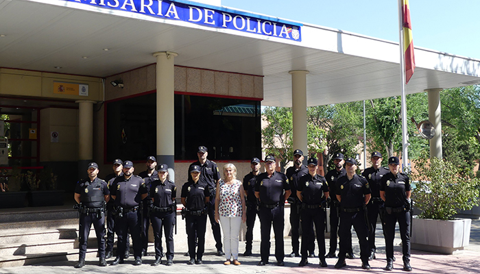 La subdelegada del Gobierno da la bienvenida a los nuevos policías nacionales incorporados a la Comisaría de Guadalajara