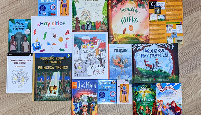 ¿Tus hijos están pegados al móvil o tablet en vacaciones La Junta te ofrece una selección de 27 libros para fomentar la lectura este verano
