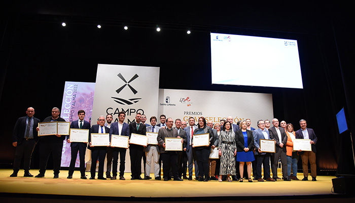 Castilla-La Mancha convoca los premios a las mejores empresas del sector agroalimentario en producción ecológica, venta directa y carne de caza