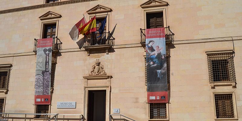 El Museo provincial acoge una conferencia sobre las inscripciones medievales en la provincia de Guadalajara