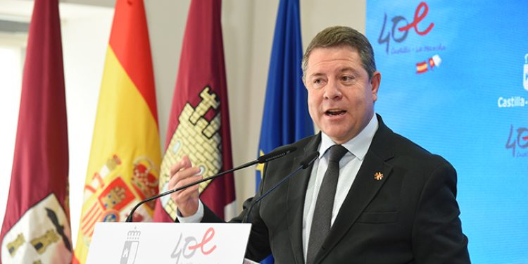 Page firma el contrato programa con la Universidad de Alcalá para su actividad en el campus de Guadalajara