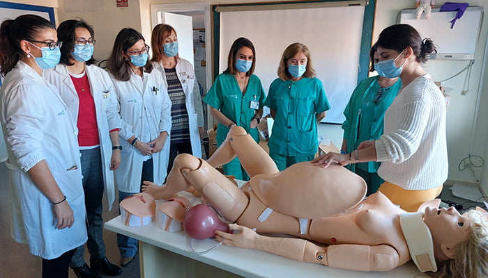 La formación sanitaria da un paso más en Guadalajara con la compra de un moderno simulador de partos