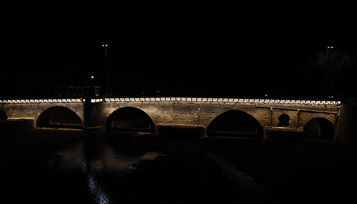 Inaugurada la iluminación del Puente Árabe de Guadalajara