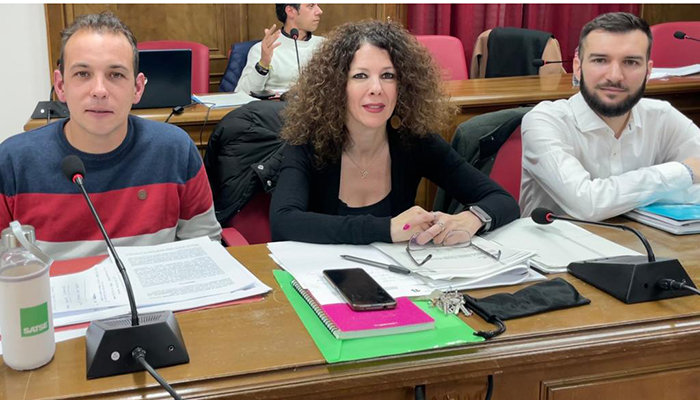 IU Azuqueca denuncia las irregularidades laborales de la empresa AULA ABIERTA S.L, la concesionaria del servicio de apoyo al bilingüismo