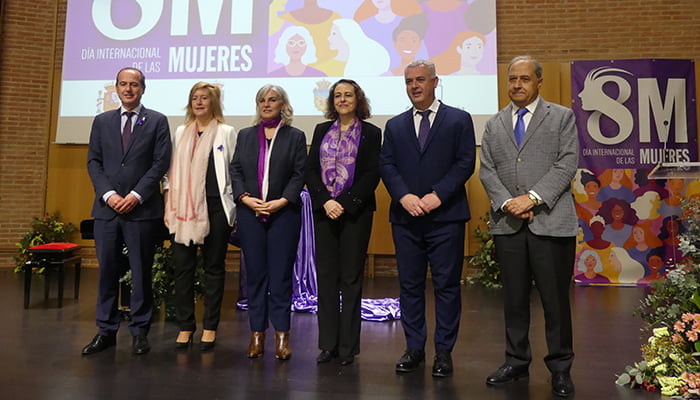 Mercedes Gómez reivindica la igualdad real en el Día Internacional de las Mujeres