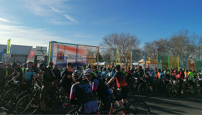 Villanueva de la Torre disfruta con una espectacular jornada de ciclismo de montaña con una nueva edición de la marcha La Cabra Tira al Monte