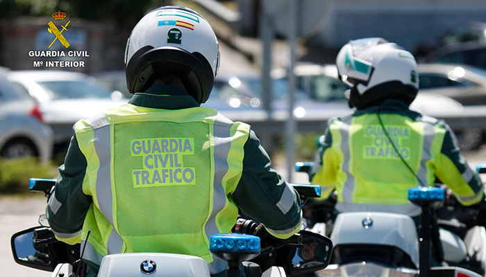 La Guardia Civil auxilia a un conductor que sufrió un infarto cuando circulaba por la A-2 a la altura de Azuqueca