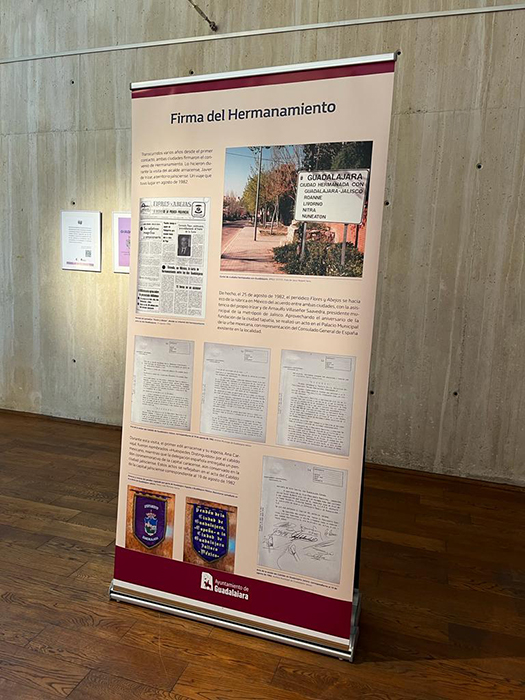 Los cuarenta años del hermanamiento de Guadalajara con su homónima de México se muestran en una exposición en el Buero Vallejo