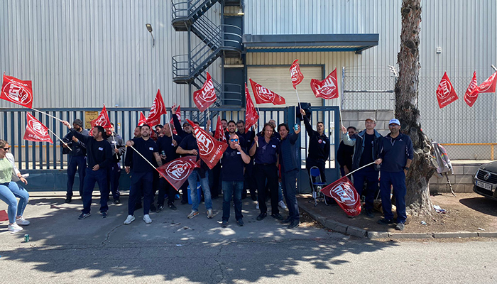 Los trabajadores de ADEA vuelven a exigir justicia salarial