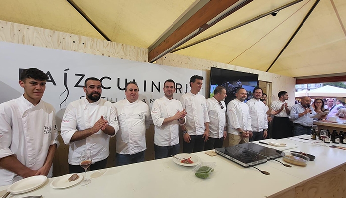 Adrián Romanillos, del restaurante Zúbar, participó en Tast a la rambla en Barcelona