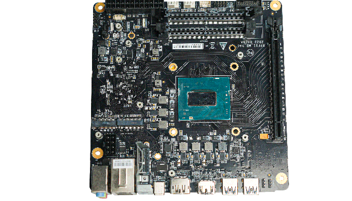 Minisforum desvela una nueva mini PC ITX basada en la serie Intel Raptor Lake HX55 y la CPU de la serie AMD 7045HX
