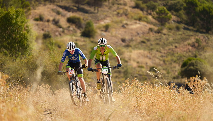 Carlos Hernández y Beatriz Martínez se llevan el trofeo MTB Jardín de La Alcarria de Brihuega