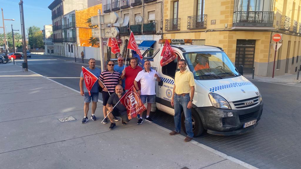 UGT FeSMC recuerda al Gobierno municipal de Guadalajara que todo el expediente para la municipalización del servicio de grúa está aprobado, y desmiente que haya habido encuentro alguno con los trabajadores del servicio