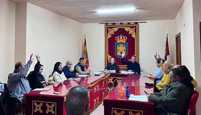 El PSOE de Pioz pone sueldo a los dos ex concejales de Vox 66.000 euros anuales